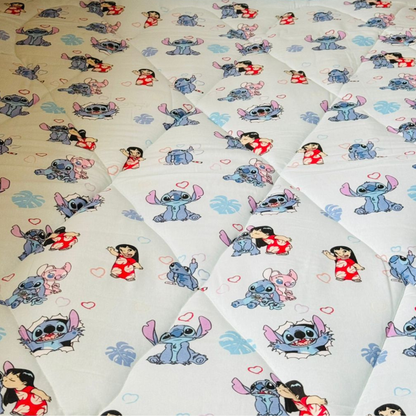 Couvre-lit Enfant “Stitch” – Douceur et Bonne Humeur